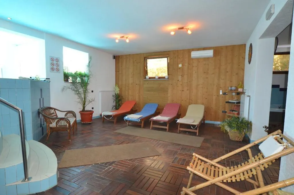 Apartments Ana Wellness Ровинь