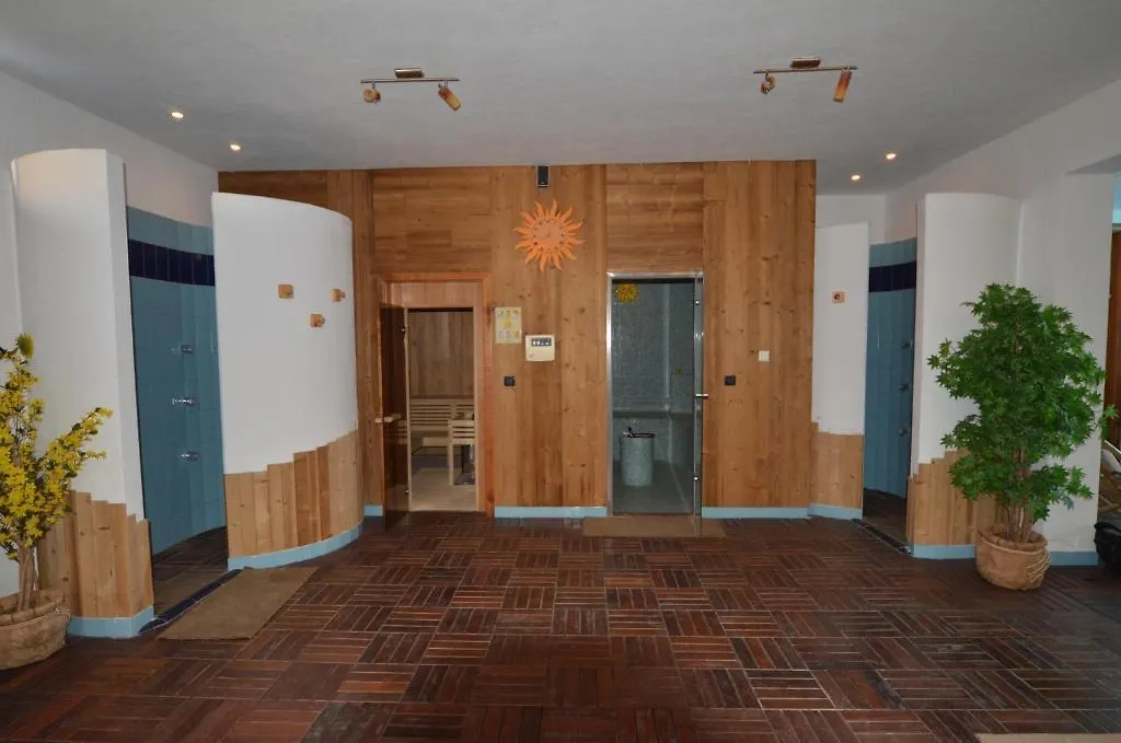 Apartments Ana Wellness Ровинь