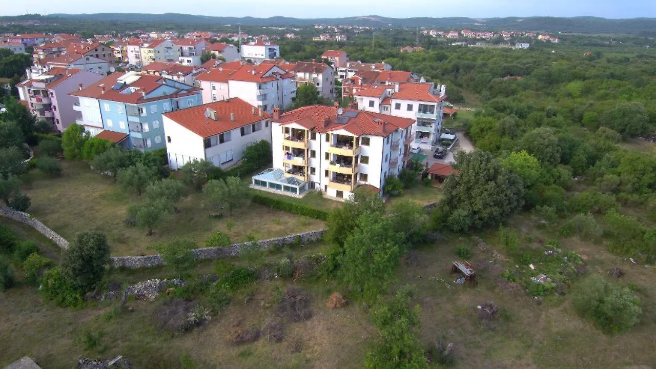 Apartments Ana Wellness Ровинь